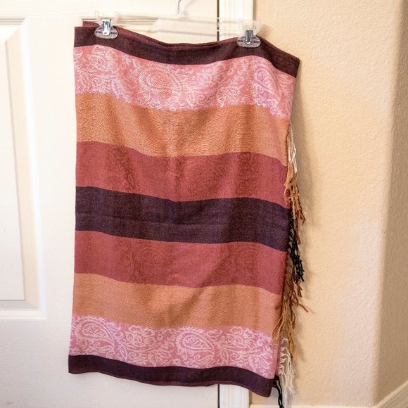 Accessories - Super-soft shawl - brand new! NWOT